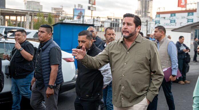 INSPECCIONA ALCALDE ISMAEL BURGUEÑO AVANCE DE RECONSTRUCCIÓN VIAL ENTRE BULEVARES SALINAS Y AGUA CALIENTE