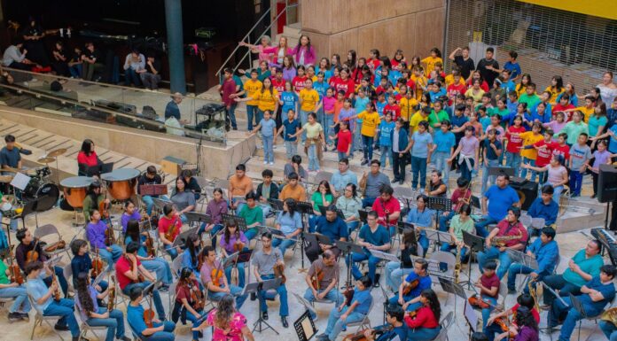 REÚNEN A MÁS DE DIEZ AGRUPACIONES MUSICALES EN EL CONCIERTO “SOMOS ARROYO” EN HOMENAJE A LA POBLACIÓN EN MOVILIDAD