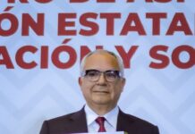 ALFREDO ÁLVAREZ CÁRDENAS SE REGISTRA PARA EL PROCESO INTERNO DE MORENA Y ASÍ PODER CONTENDER POR LA GUBERNATURA DE BC