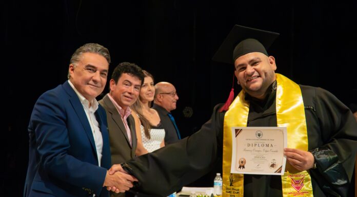 «TRIUNFEN Y SEAN FELICIES»: RUIZ URIBE