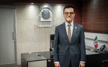 ASUME EL DIPUTADO ELIGIO VALENCIA LA PRESIDENCIA DE LA MESA DIRECTIVA DEL CONGRESO DEL ESTADO