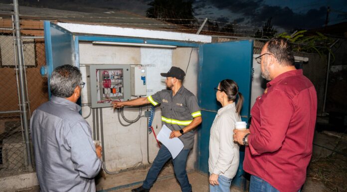 MONITOREA CESPT DE NOCHE TANQUES Y EQUIPOS PARA MANTENER ESTABLE LA DISTRIBUCIÓN DE AGUA